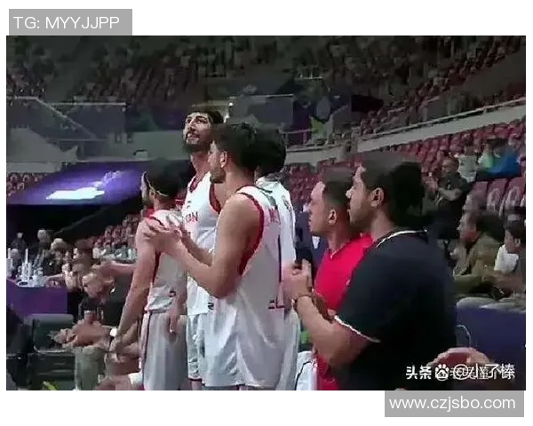 中国男篮与伊朗队赛场冲突引发热议球迷对比赛精神的反思与讨论